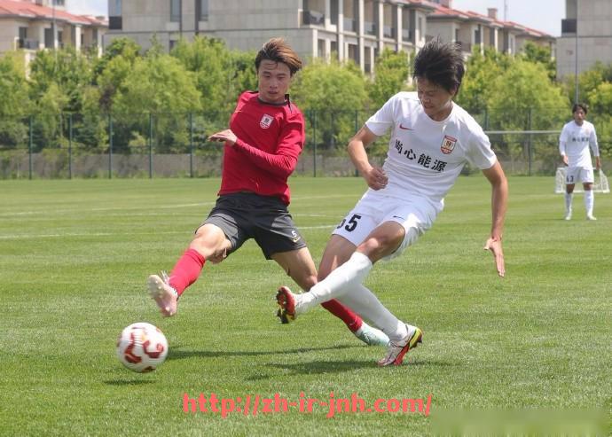 金年会-法甲赛季最佳教练评选分析:战术思路与带队成绩